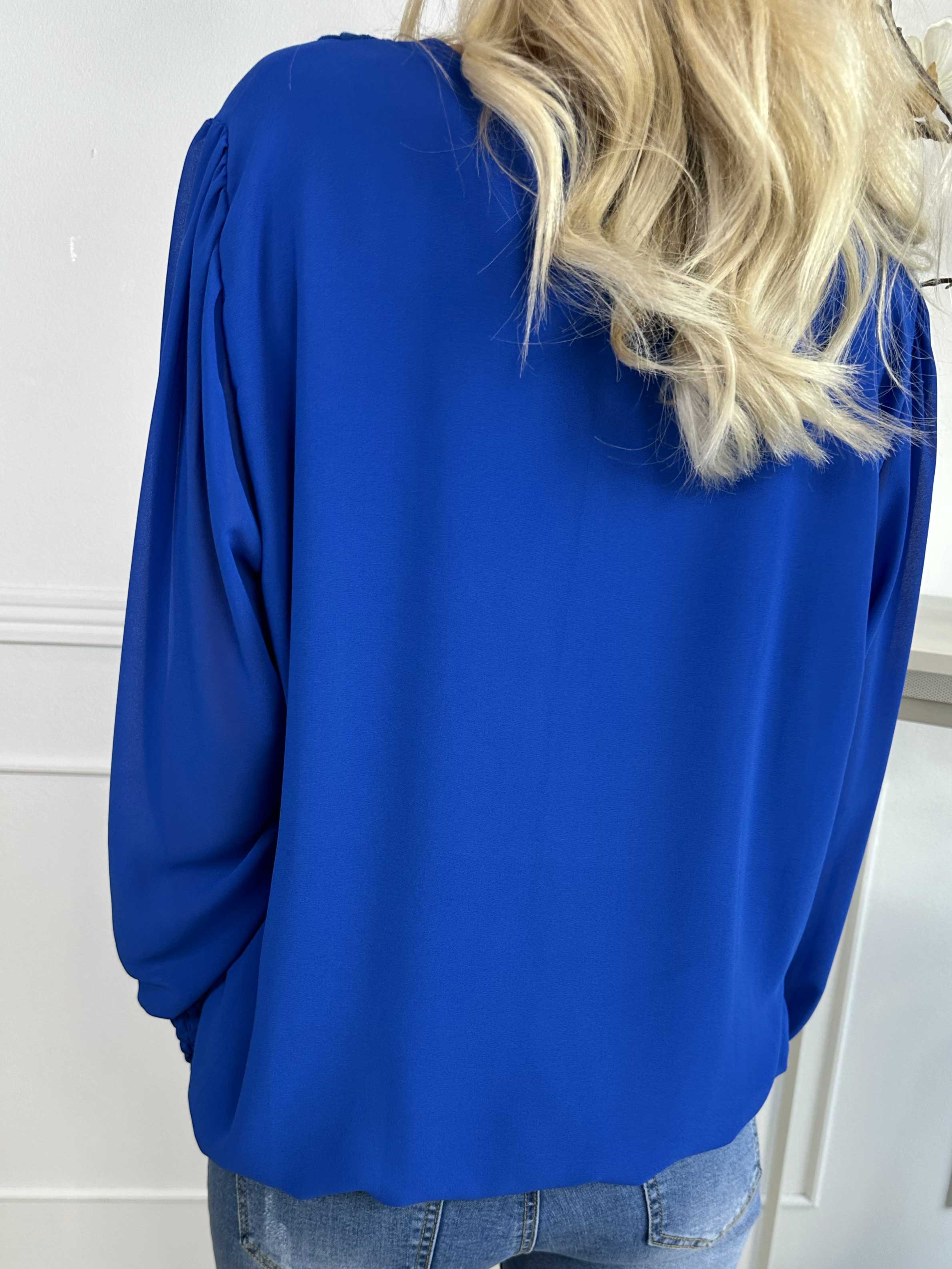 Addison - Tunika i chiffong med urringningsdetaljer